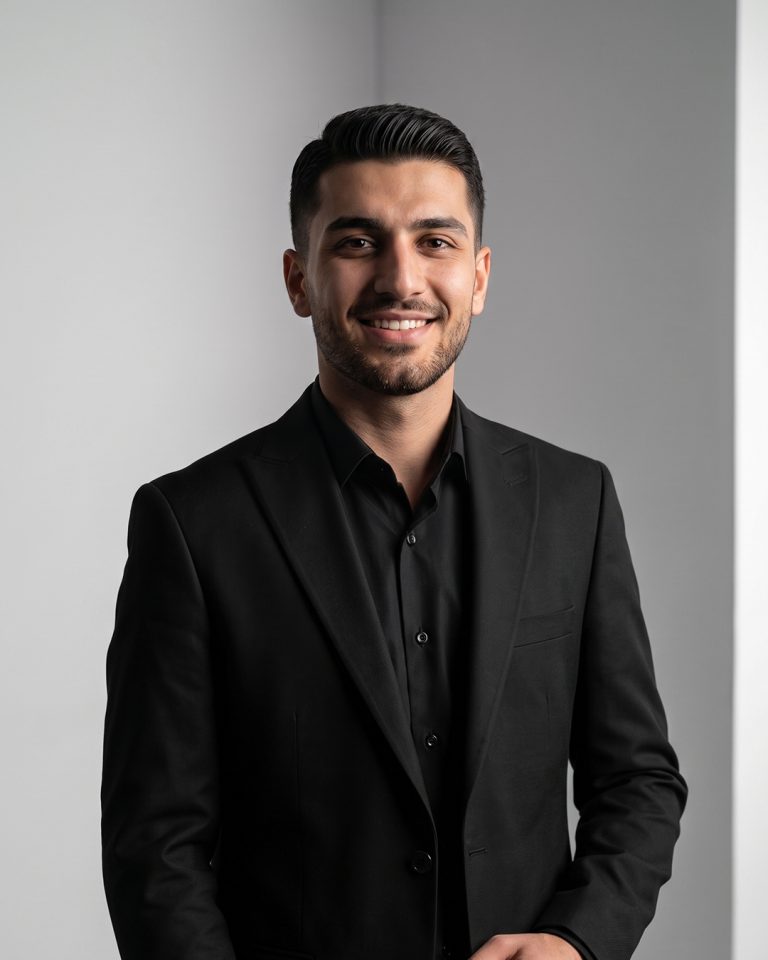 Kian Mohebi, AI Performer at frex.digital